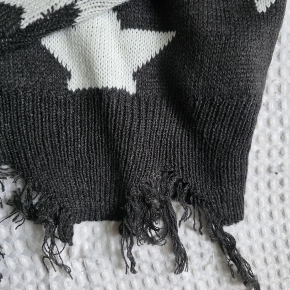 SOLD-Distressed Star Sweater - Picture 5 of 14